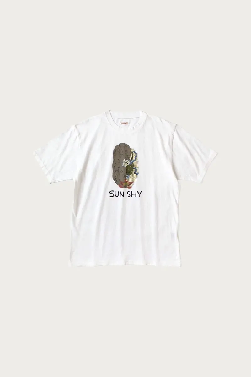 20/- Jersey Crew T-Shirt – Sun Shy Print In White 1