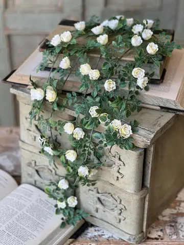 26.5-Inch Cream Rose Hanging Arrangement 1