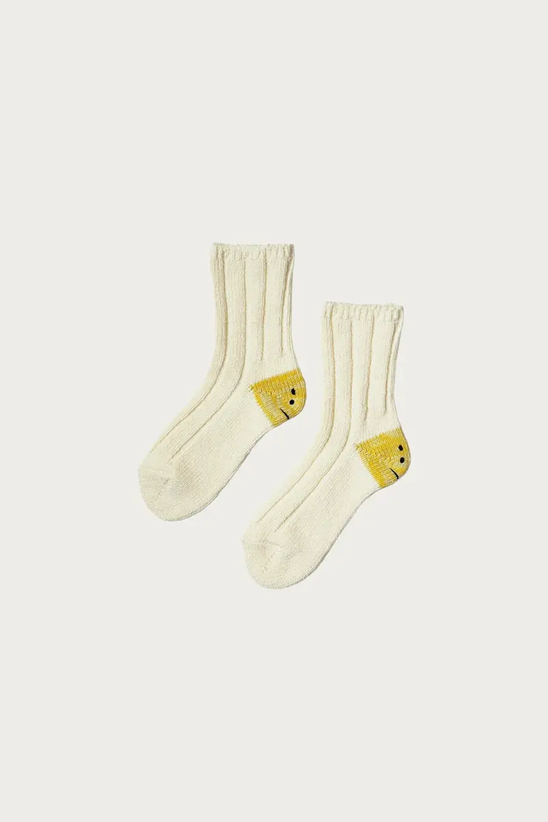 56 Yarns Ma-1 Rainbow Happy Heel Socks In White 1