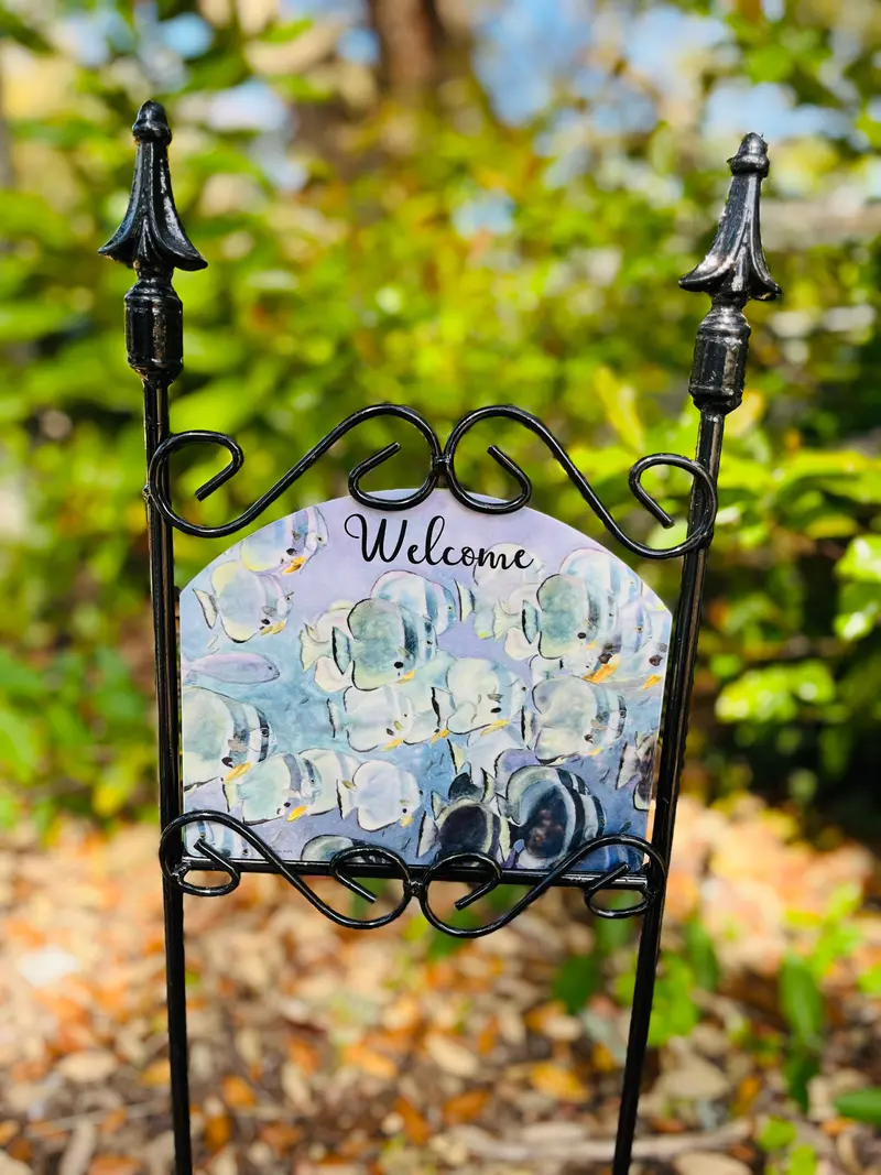 Bat Fish Garden Sign – Playful Nautical Welcome Accent 1