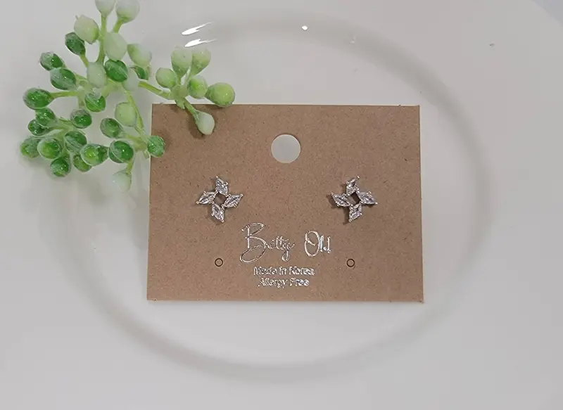 Cubic Zirconia Star Stud Earrings – Celestial Jewelry 1