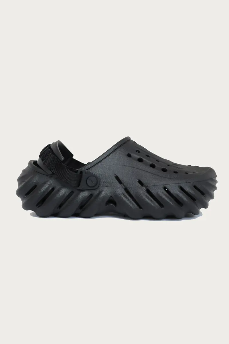 Echo Clog In Matte Black 1