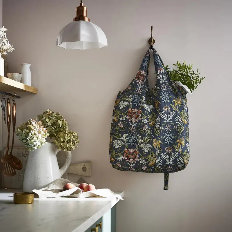 Finch And Floral Print Roll-Up Bag 1
