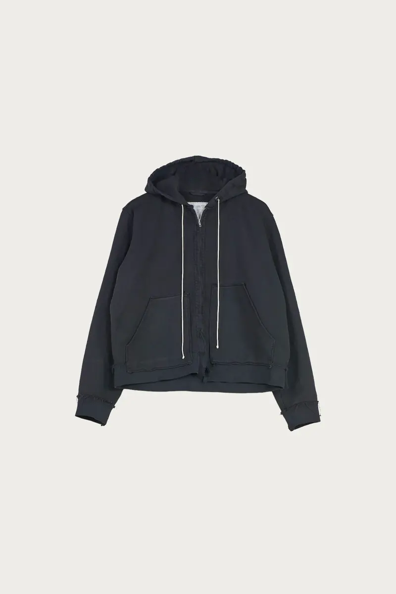 Fitted Zip-Up Hoodie – Black Heavy Sweatshirt Fabric 1
