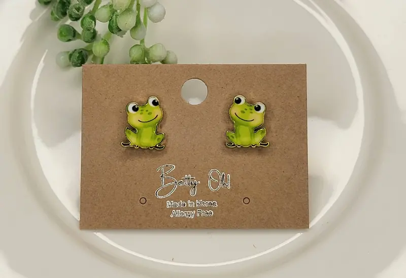 Frog-Shaped Stud Earrings 1