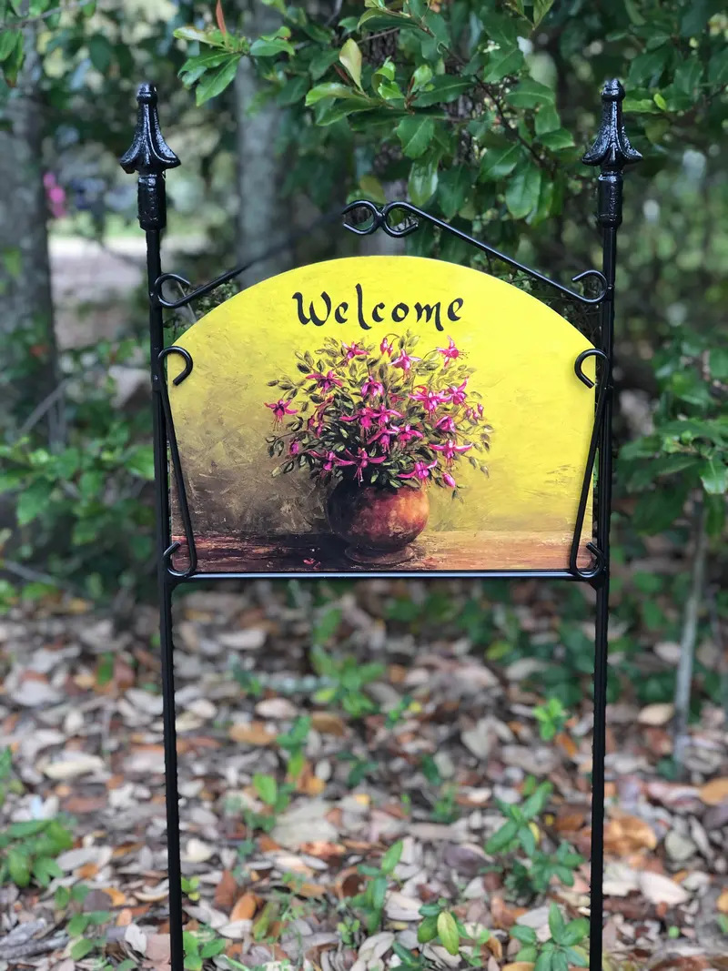 Fuchsia Bloom Garden Sign – Vibrant Flower-Themed Decor 1