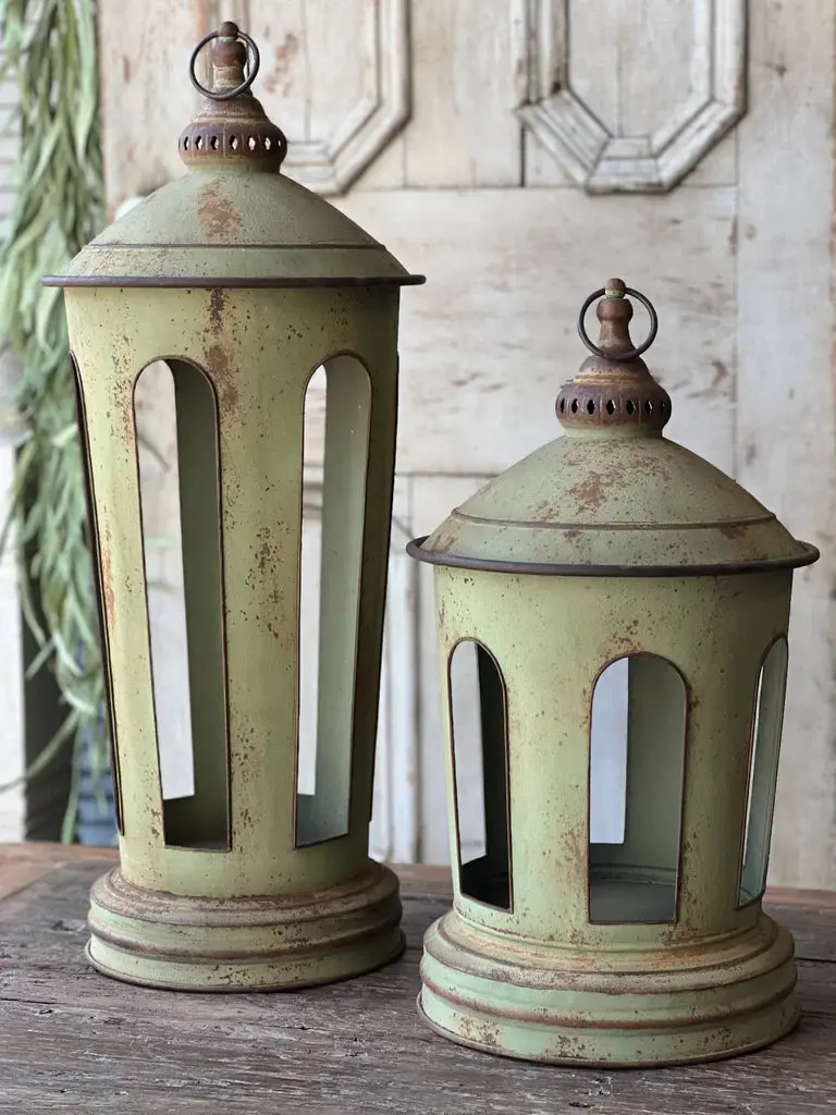 Granada-Style Decorative Lantern Set 1