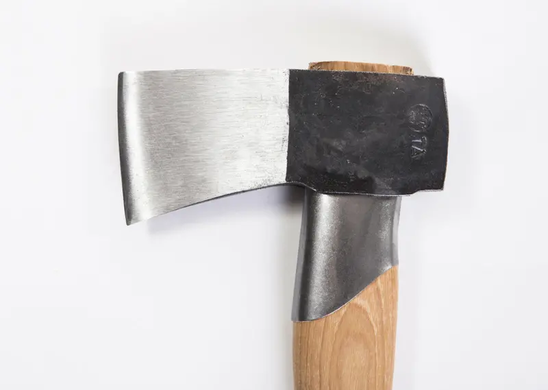 Gränsfors Bruks Splitting Hatchet – Compact Timber-Cutting Tool 1