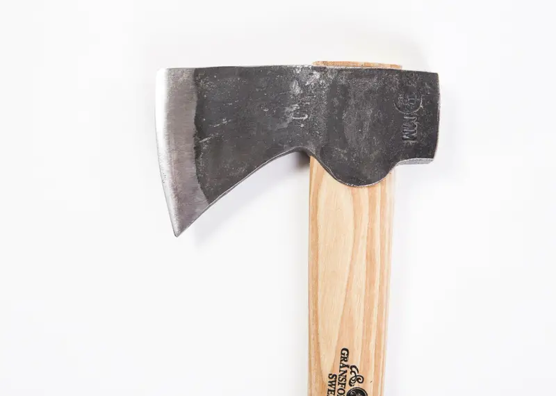 Gränsfors Bruks Wildlife Hatchet – Hand-Forged Outdoor Tool 1