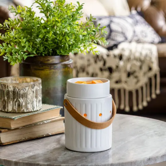 Illumination Fragrance Warmer With Leather Handle 1