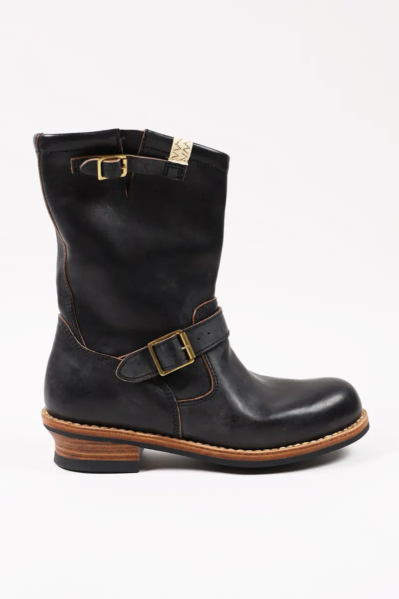 Landers Folk-Inspired Boots – Black Leather 1
