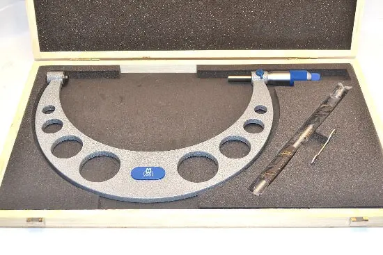 Moore & Wright Mw210-051 Micrometer – 8–9", 0.0001" Accuracy, Carbide Faces + Standard Kit 1