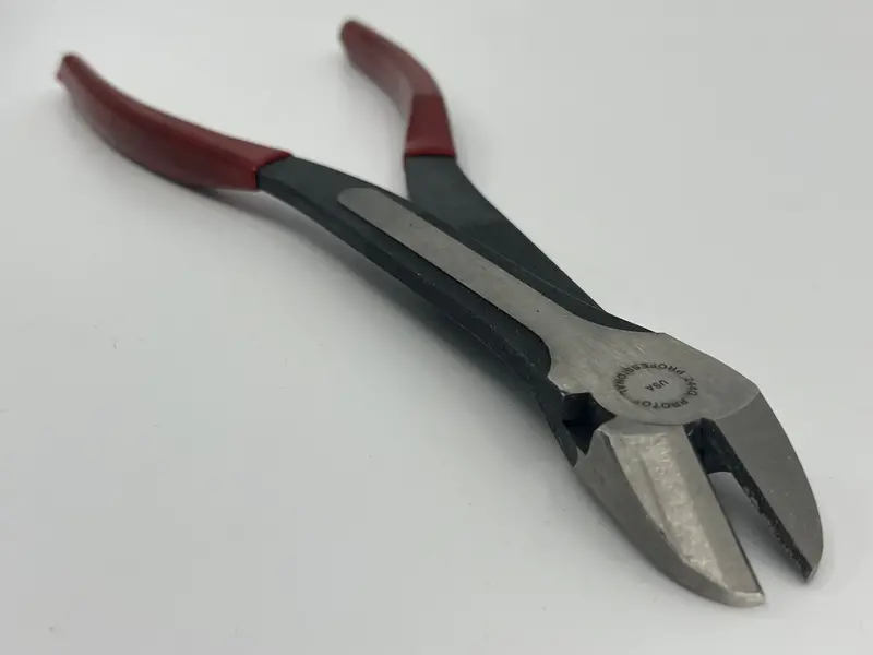 Proto Diagonal Cutting Pliers – 11.125-Inch Long Reach, Angled Head, High-Leverage Design 1