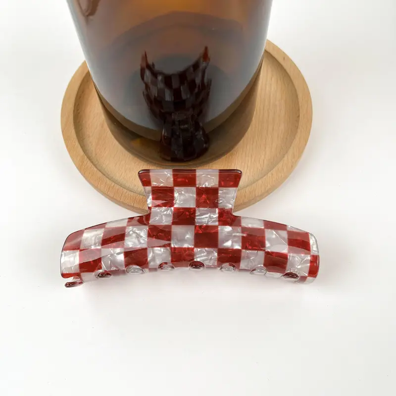 Red-And-White Checkered Hair Clip For Casual Style 1