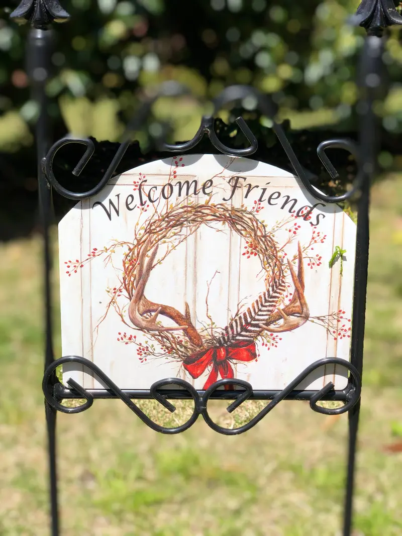 Rosehip Wreath Garden Welcome Sign 1