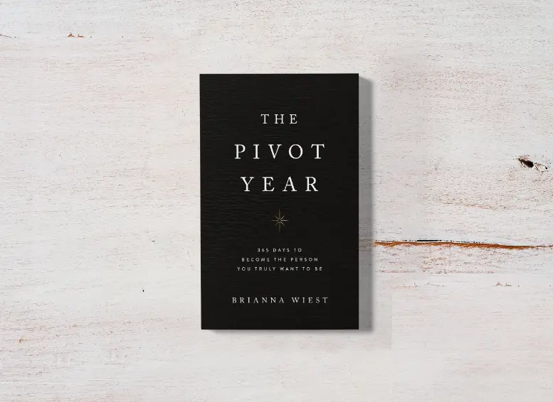 The Pivot Year: Embrace Change, Redefine Your Path, And Thrive 1