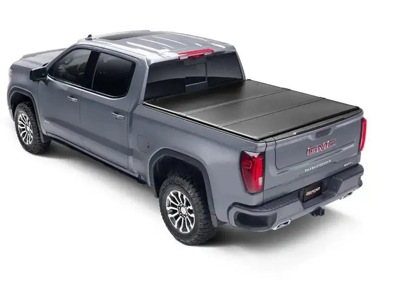 Undercover Tr36010 Triad Retractable Tonneau Cover For 2020–2024 Jeep Gladiator 1
