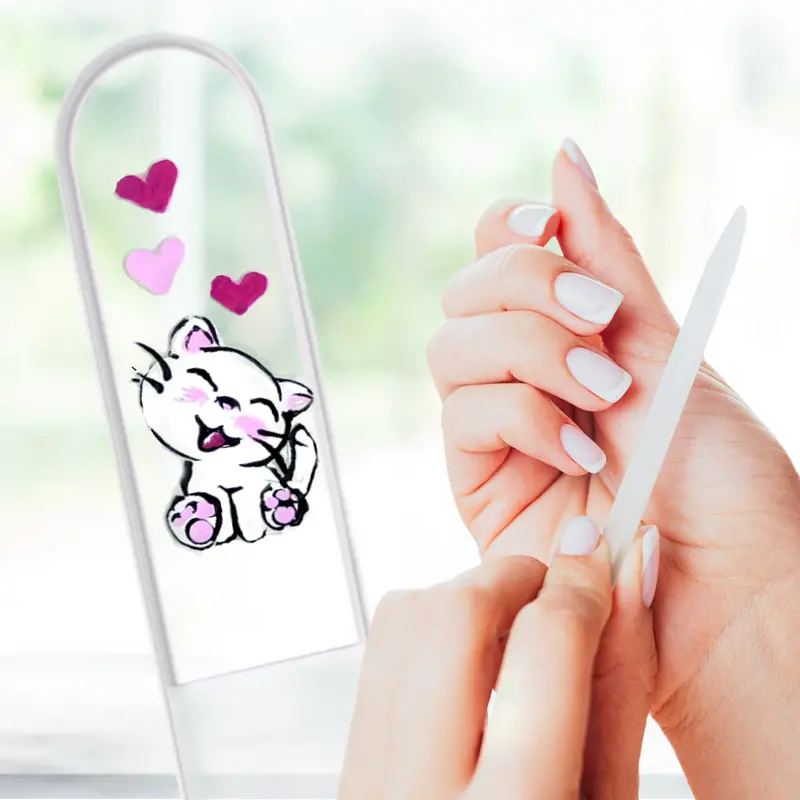 White Cat With Heart Crystal Nail File 1