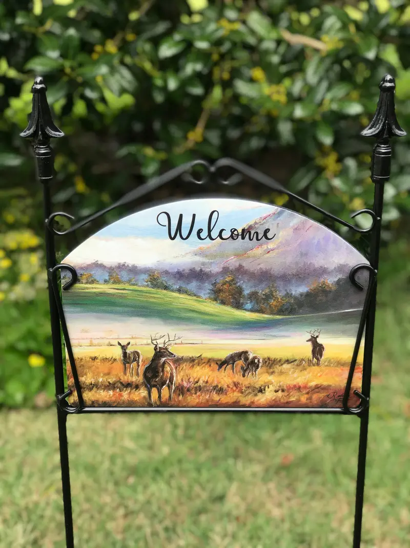 Wildlife-Themed Deer Garden Sign With 'Welcome' Message 1