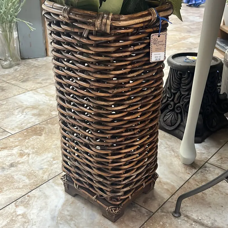 Woven Umbrella Basket – Stylish Storage For Entryway Or Patio 1